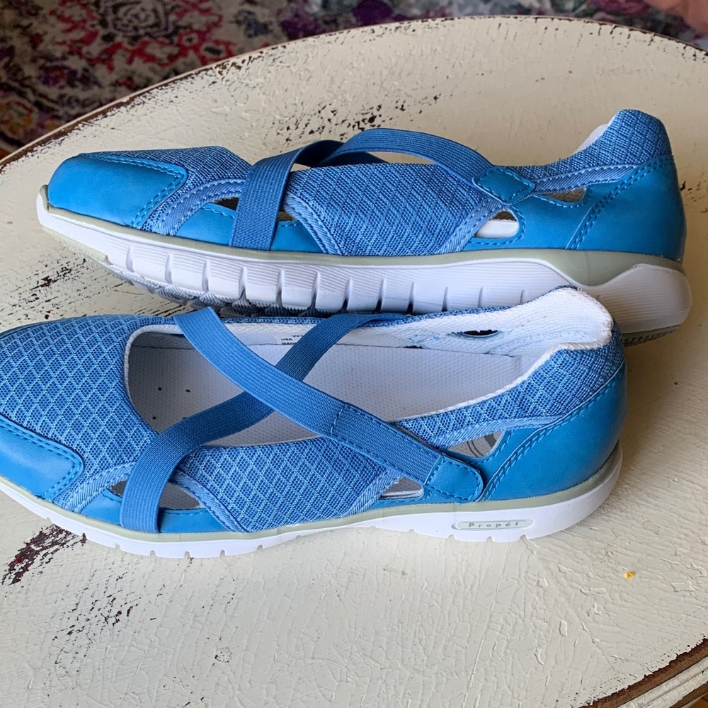 Propet Women's Blue Cross-Strap Sneakers